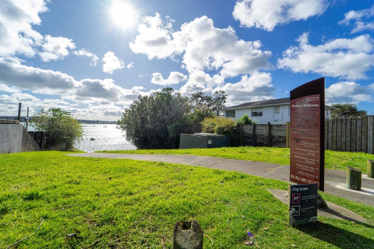 Modern Sunnyhills Town House Villa Auckland Exterior photo